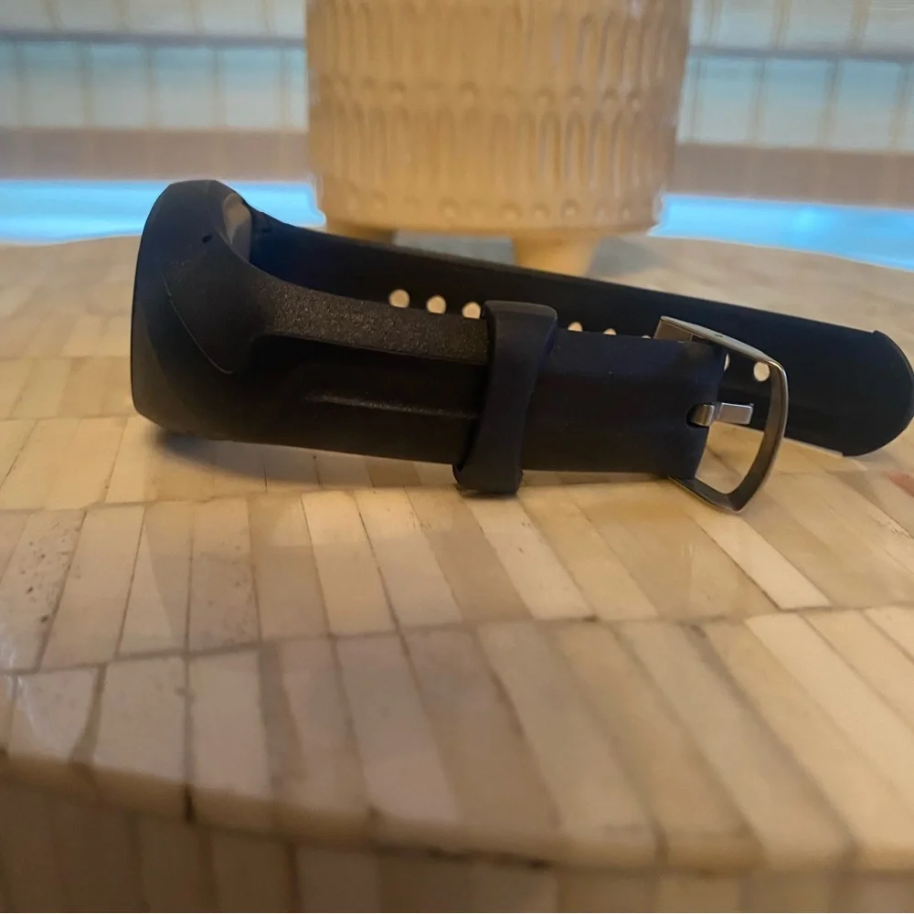 Polar Black Fitness Tracker. Not working